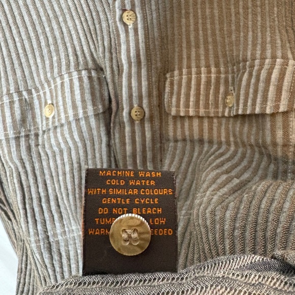 Constock & Co Casual 100% Cotton Two Pocket Button Down Shirt - Picture 7 of 11